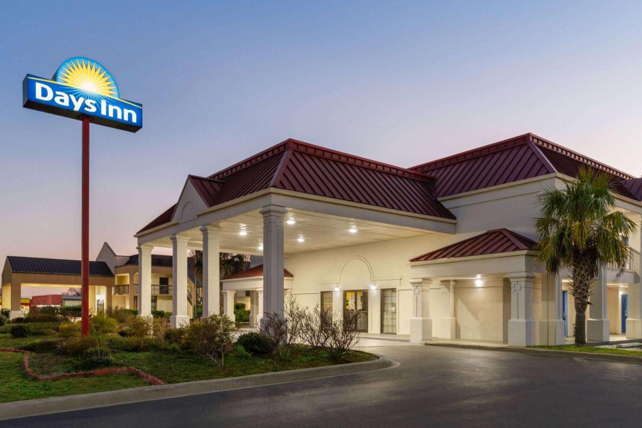 Days Inn By Wyndham Dillon Eksteriør billede